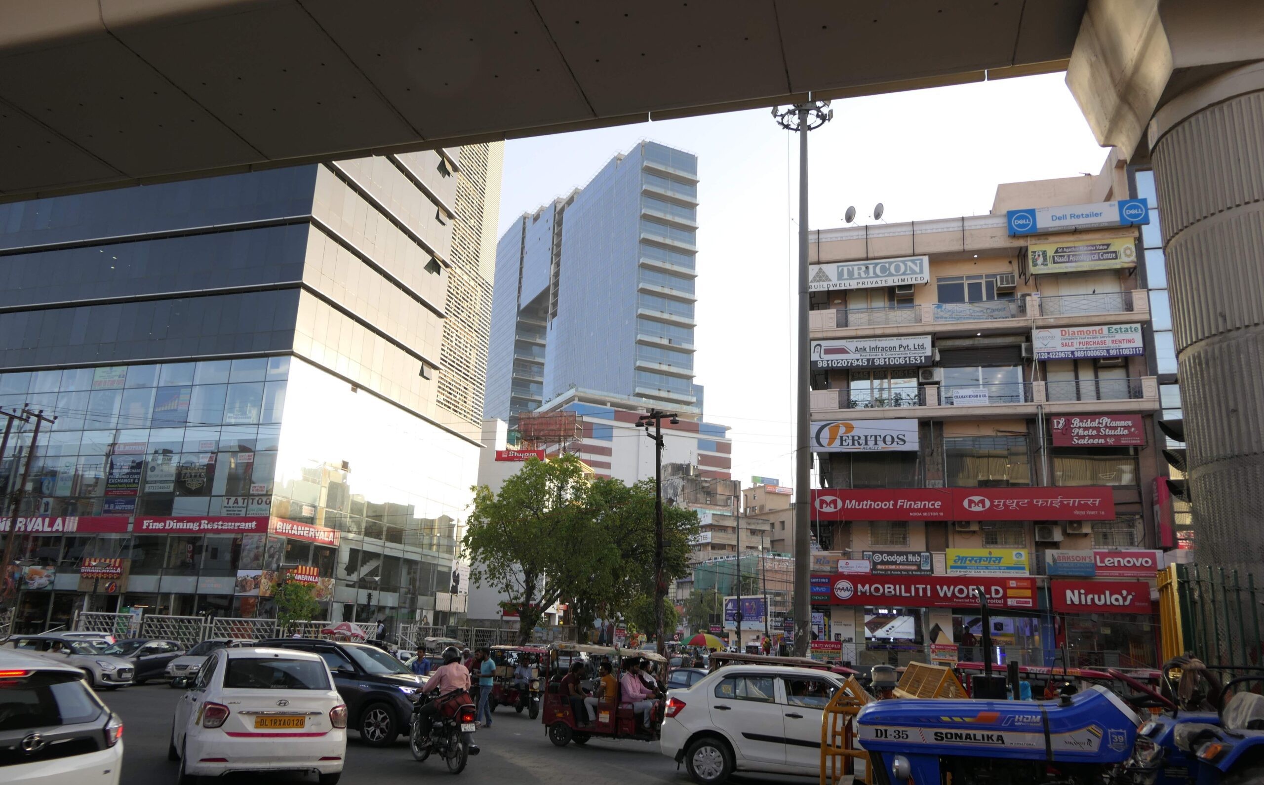Local Markets and Shopping near New Ashok Nagar