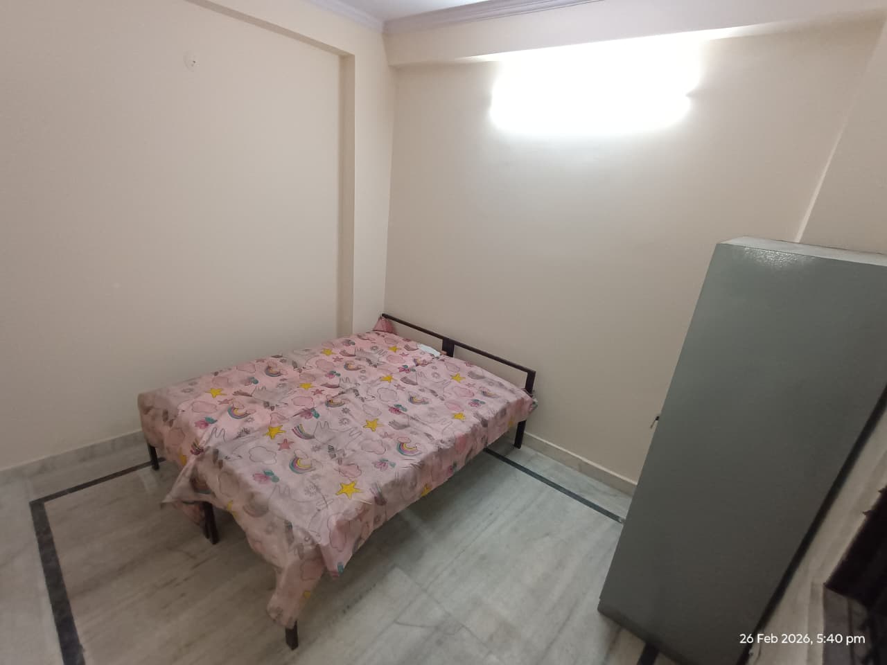 Single sharing PG room in New Ashok Nagar Delhi